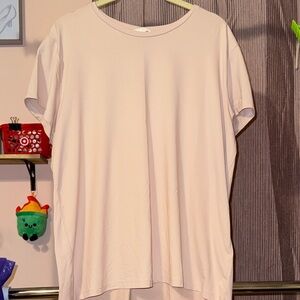 ⭐️⭐️$5 H&M Light Pink Short Sleeve Tee